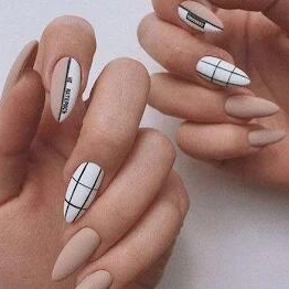 What is acrylic nails?